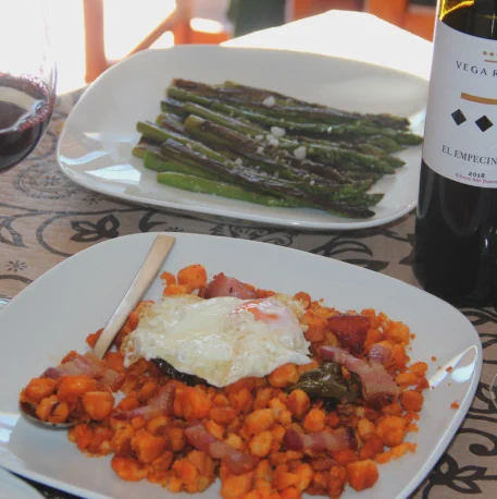 Restaurante Asador Cuevas del Águila Arenas de San Pedro, Ávila, Valle del Tiétar Gredos