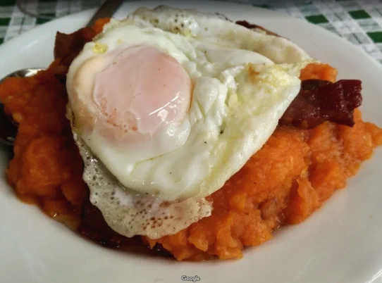 Restaurante Asador Cuevas del Águila: gastronomía de Gredos en Arenas de San Pedro